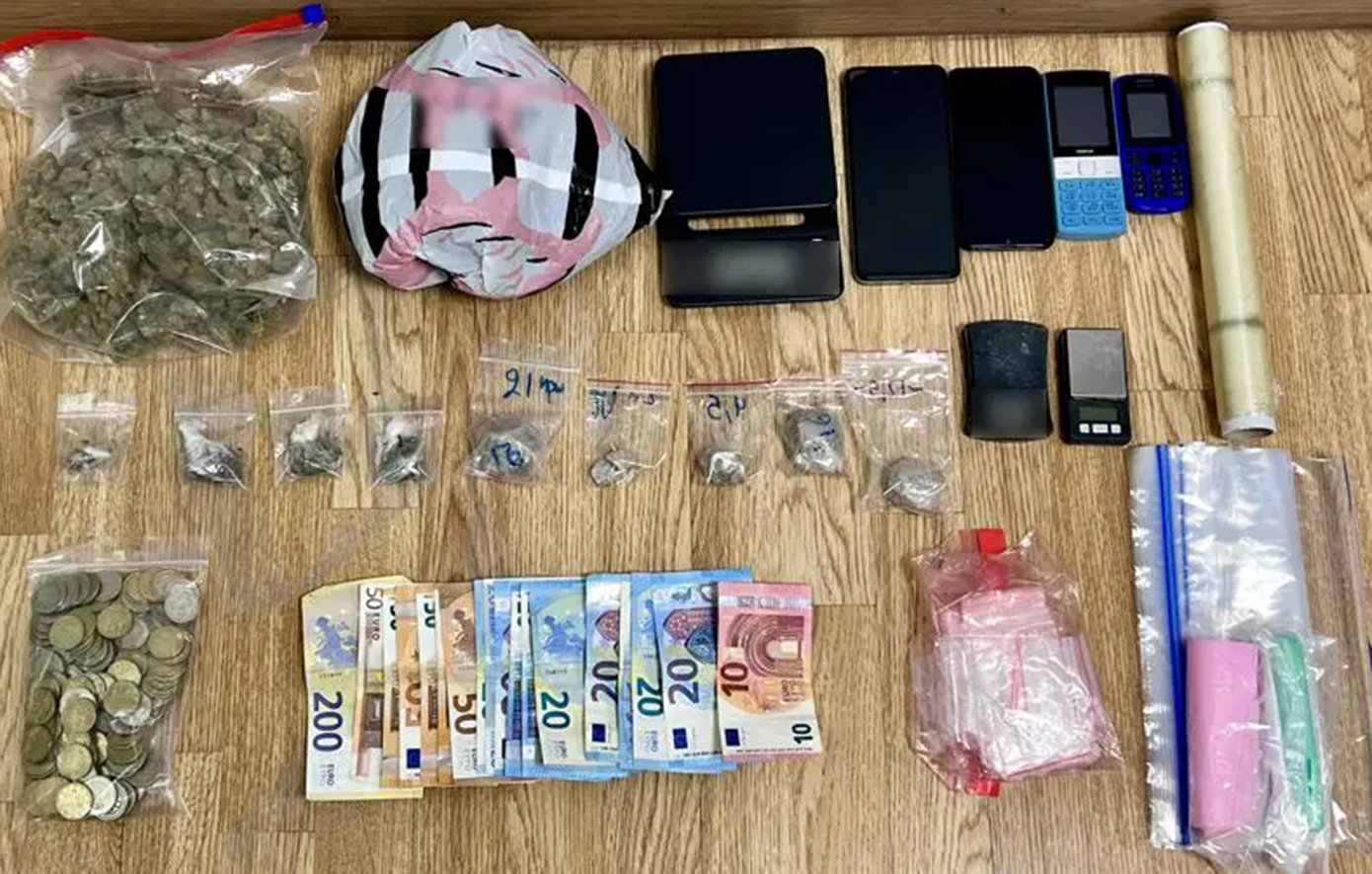 Μπλόκο σε οργάνωση που διακινούσε ηρωίνη, ακατέργαστη κάνναβη και μεθαδόνη στην Αθήνα και στον Βύρωνα &#8211; 35 άτομα στη δικογραφία