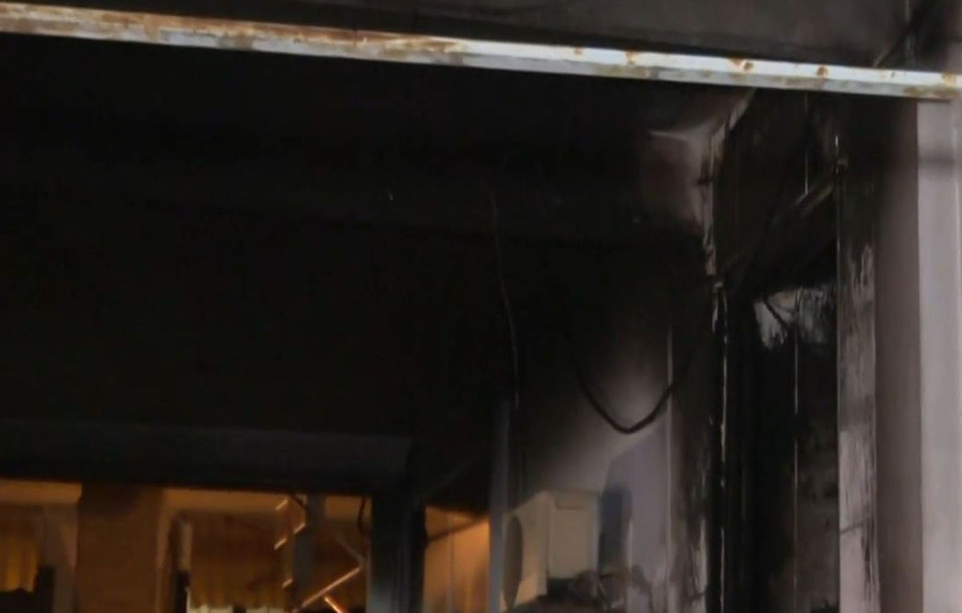 Γκαζάκια σε πολυκατοικία στη Θεσσαλονίκη: Φωτιά και σοβαρές ζημιές