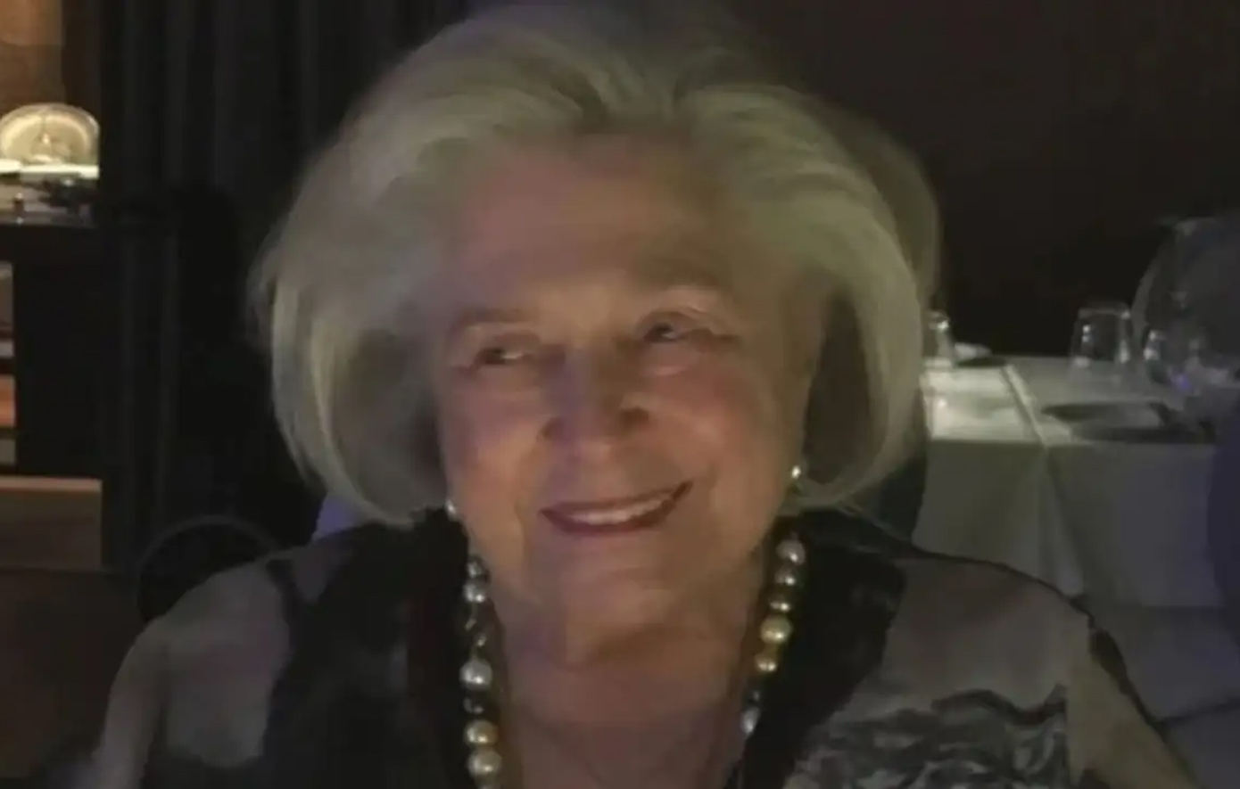 Μανουέλλα Βαρδινογιάννη: Η γυναίκα που κράτησε όρθια μια οικογένεια – Όσα λέει φίλη της που την γνώριζε ολόκληρη ζωή