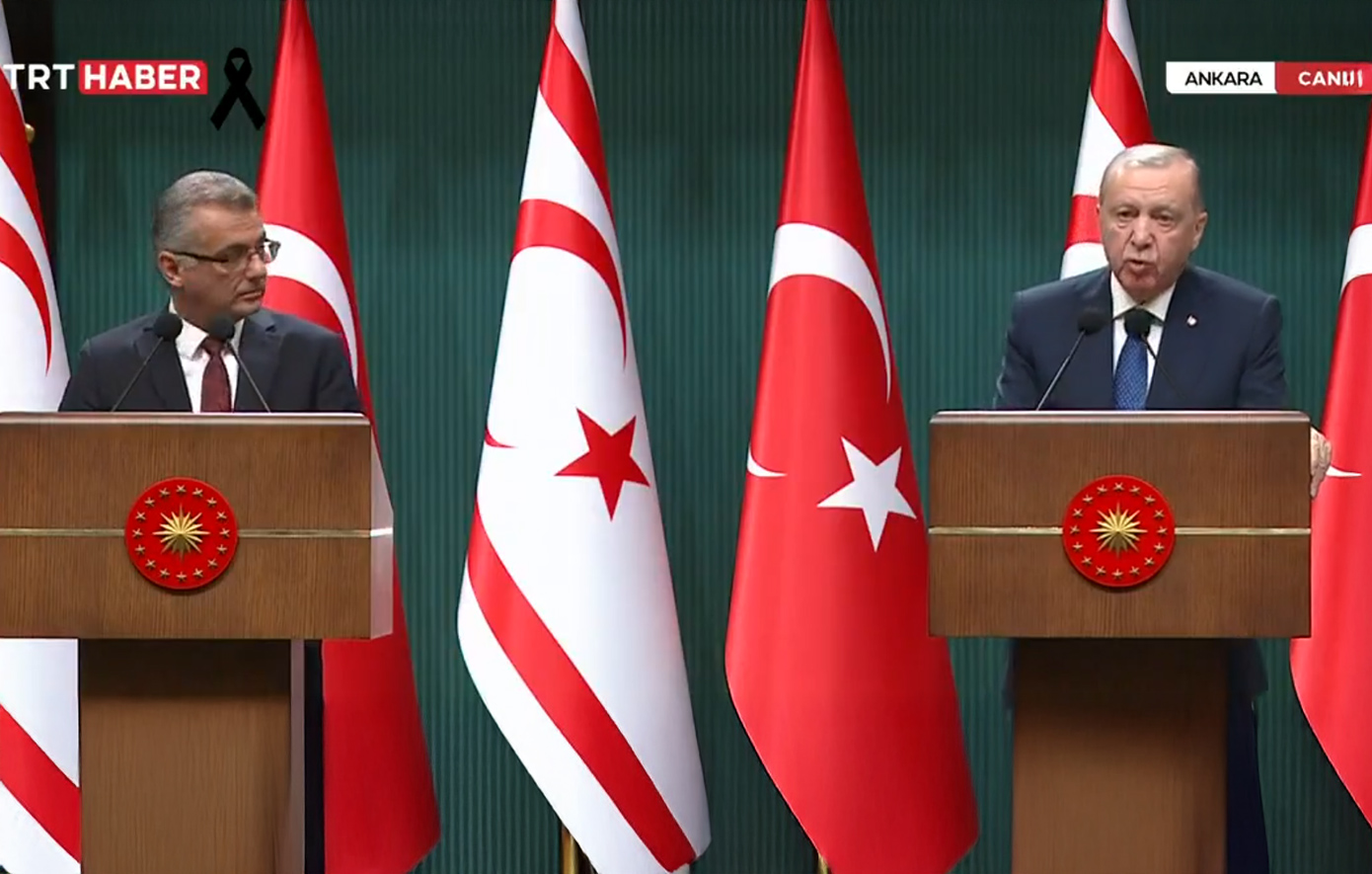 Συνάντηση Ερντογάν–Ερχιουρμάν: Ο Τούρκος πρόεδρος επανέλαβε τη θέση του για «λύση δύο κρατών»