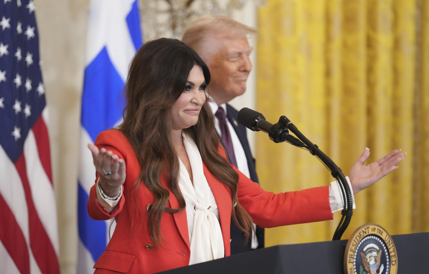 Το χαρτοφυλάκιο της Κίμπερλι Γκίλφοϊλ και η διαφορετική διπλωματία