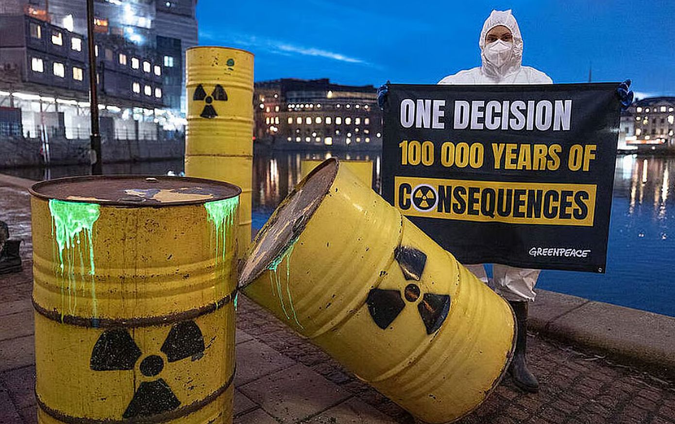 Πόλεμος στην Ουκρανία: Η Greenpeace καταγγέλλει «εντατικοποίηση» εμπορίου πυρηνικών υλικών μεταξύ Γαλλίας και Ρωσίας