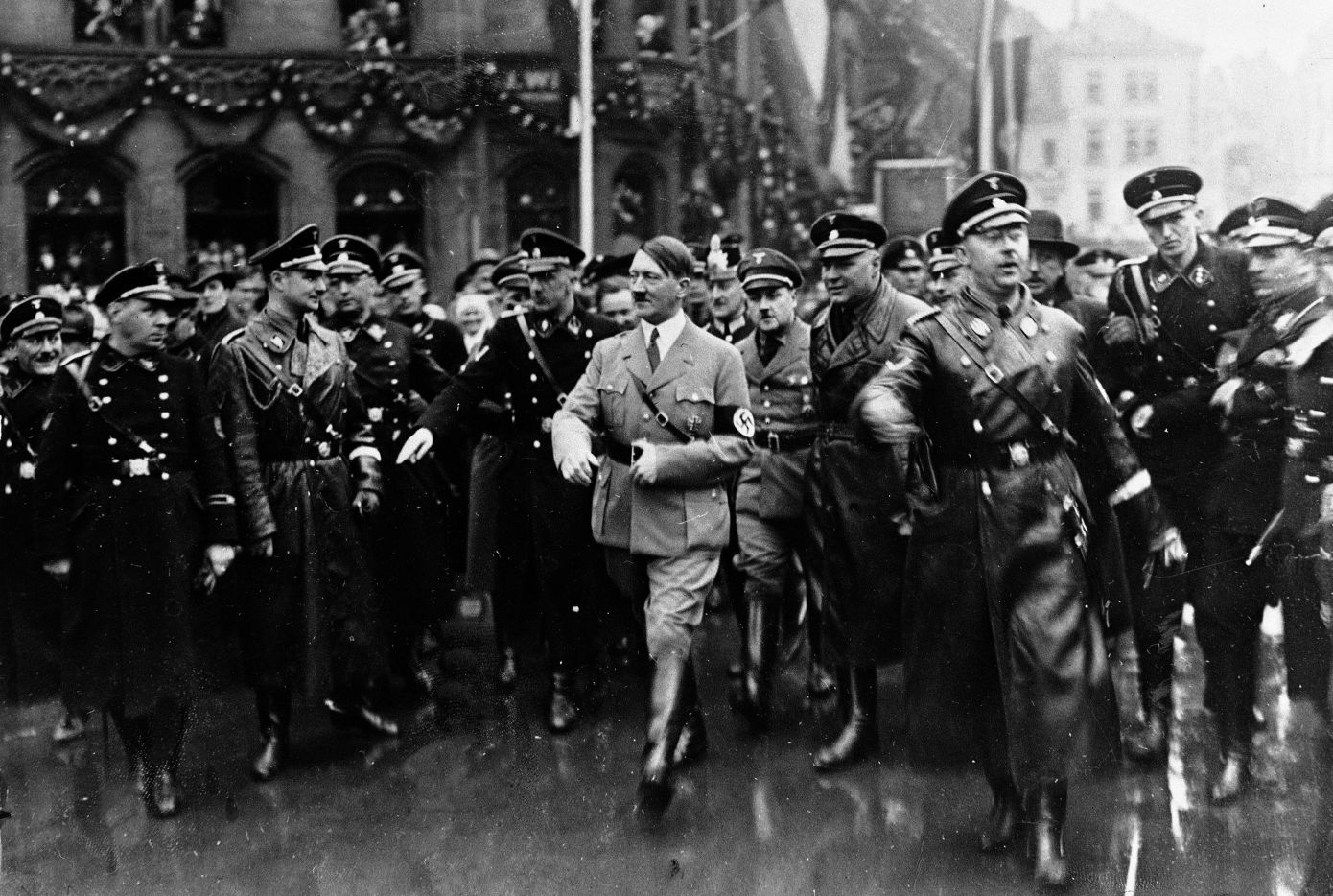 Διχάζει το νέο ντοκιμαντέρ για τον Χίτλερ &#8211; Έπρεπε να είχε μελετηθεί το DNA του;