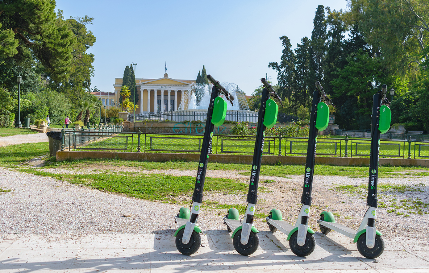 Σε ισχύ τίθεται ο νέος κανονισμός για τη χρήση των ηλεκτρικών πατινιών στην Αθήνα &#8211; Τι αλλάζει