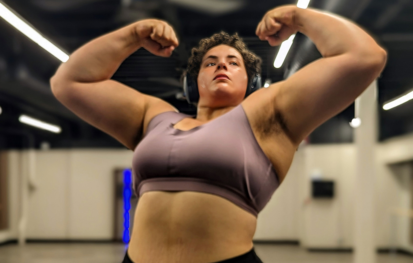 Σάλος με την «πιο δυνατή γυναίκα στον κόσμο» που γεννήθηκε άνδρας: Έχασε τον τίτλο όταν αποκαλύφθηκε ότι ήταν τρανς πορνοστάρ