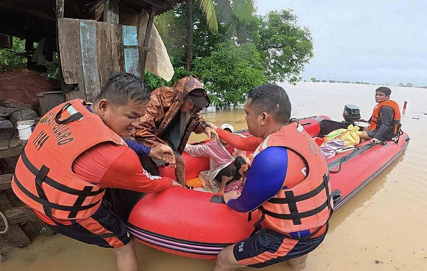 Φιλιππίνες: Στους 40 οι νεκροί από τον τυφώνα Καλμάγκι