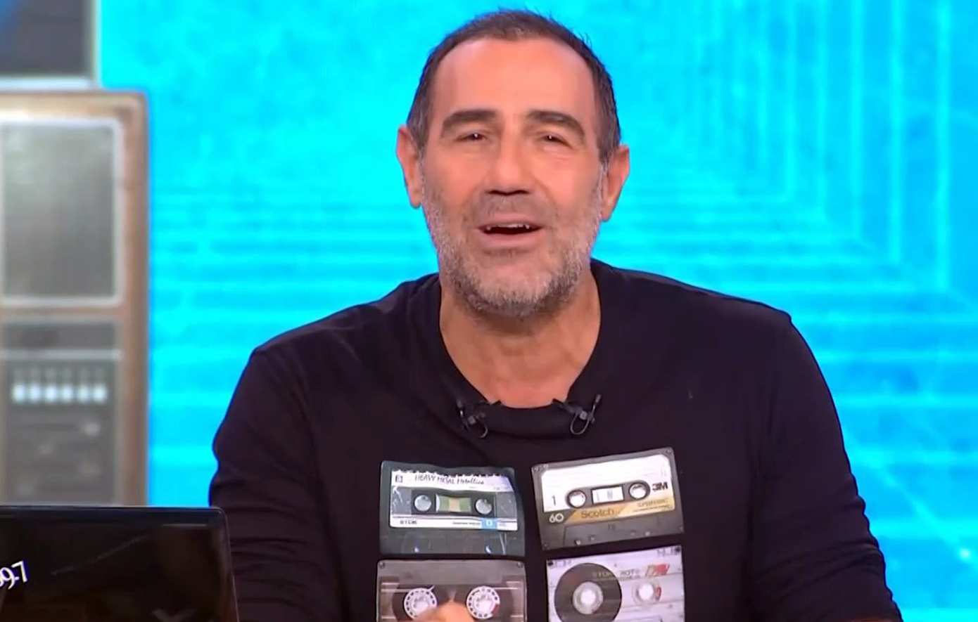 «Αγόρι μου, σε αγαπώ όσο δεν μπορείς να φανταστείς» &#8211; Ο Αντώνης Κανάκης ευχήθηκε στον γιο του που έγινε 6 ετών