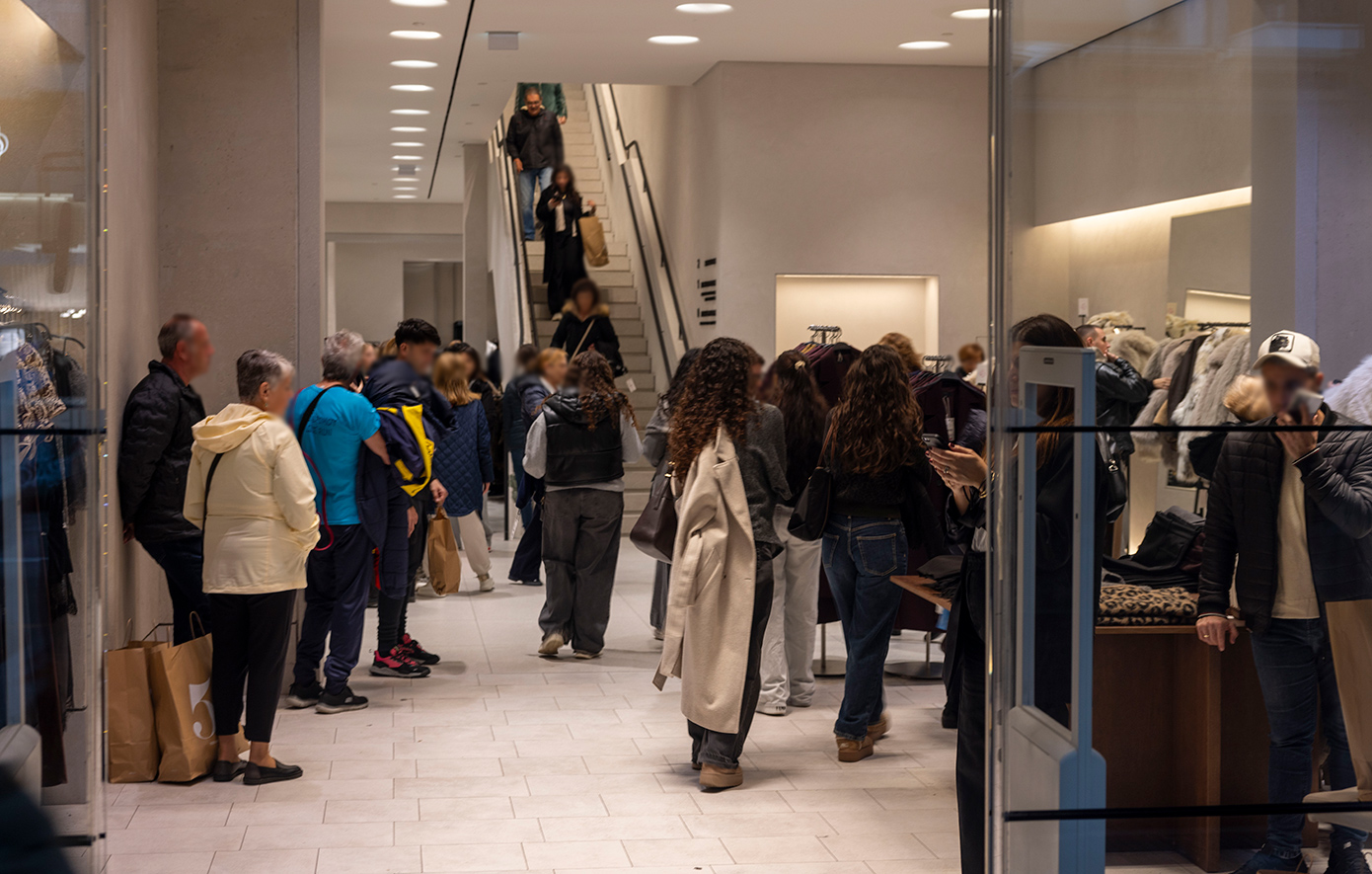 Ανοικτά τα εμπορικά καταστήματα και κάποια σούπερ μάρκετ την Κυριακή &#8211; Αναλυτικά το ωράριο