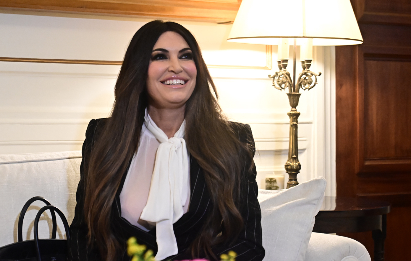 Την πρέσβη των ΗΠΑ Κίμπερλι Γκίλφοϊλ δέχθηκε στο υπουργείο ο ΥΠΕΞ Γιώργος Γεραπετρίτης. Την πρέσβη των ΗΠΑ Κίμπερλι Γκίλφοϊλ δέχθηκε στο υπουργείο ο ΥΠΕΞ Γιώργος Γεραπετρίτης.