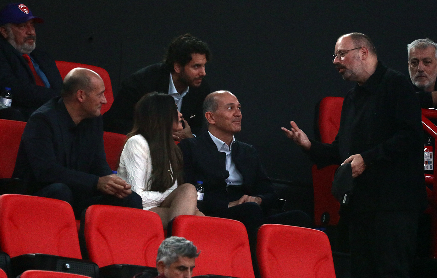 Με τον Γιώργο Λάνθιμο συνομίλησε η Κίμπερλι Γκίλφοϊλ στο ΣΕΦ &#8211; Δείτε φωτογραφίες