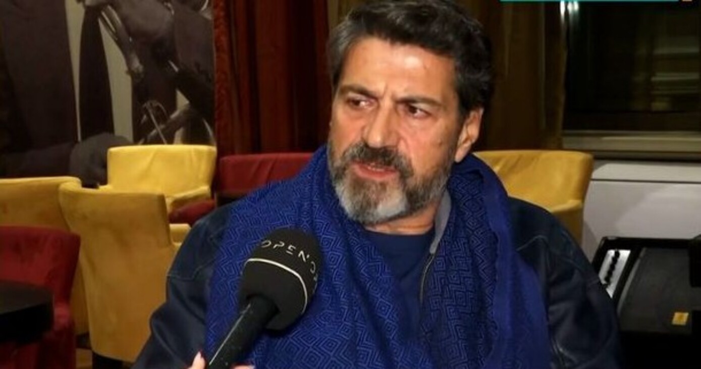Κώστας Φαλελάκης: Μετά τον θάνατο του Μηνά, υπήρχε βιοποριστικό θέμα, έκανα στο θέατρο ό,τι δουλειά ερχόταν