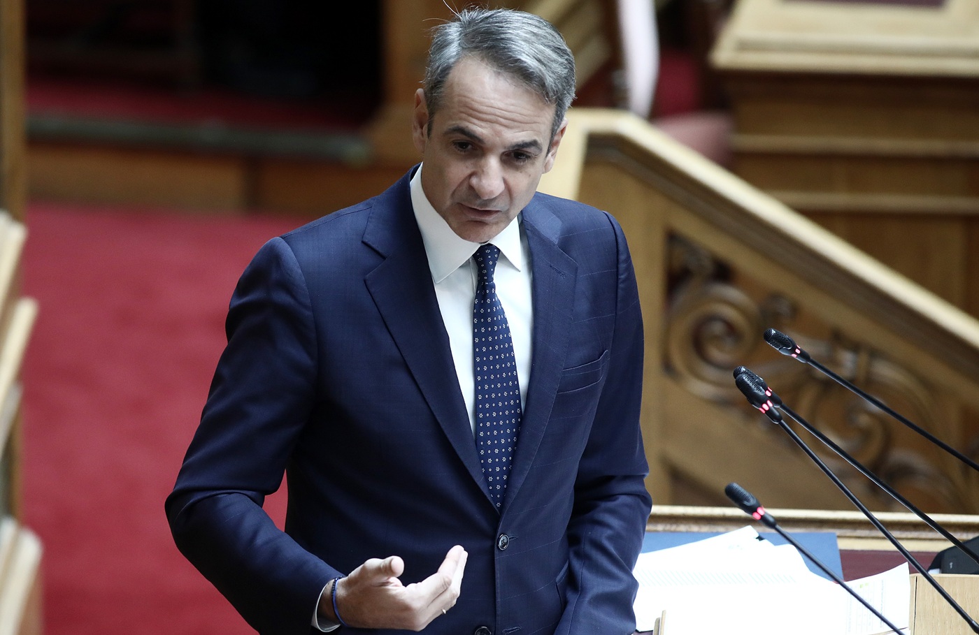 Το στοίχημα του Μάξιμου: Η κοινωνία πρέπει να αισθανθεί την αλλαγή προτού η πολιτική φθορά μεγαλώσει και παγιωθεί