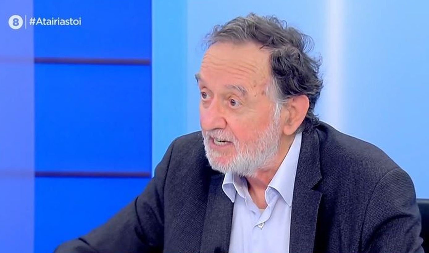 Λαφαζάνης: Μου έκοψαν και τη βουλευτική σύνταξη, φρόντισαν οι φίλοι μου οι Συριζαίοι &#8211; Ο Τσίπρας με θεωρεί εσωτερικό εχθρό