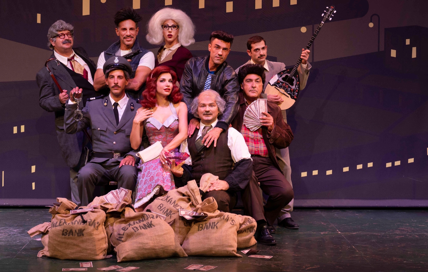 Τρεις λόγοι για να δείτε την τρελή κωμωδία «Η ληστεία της συμφοράς»