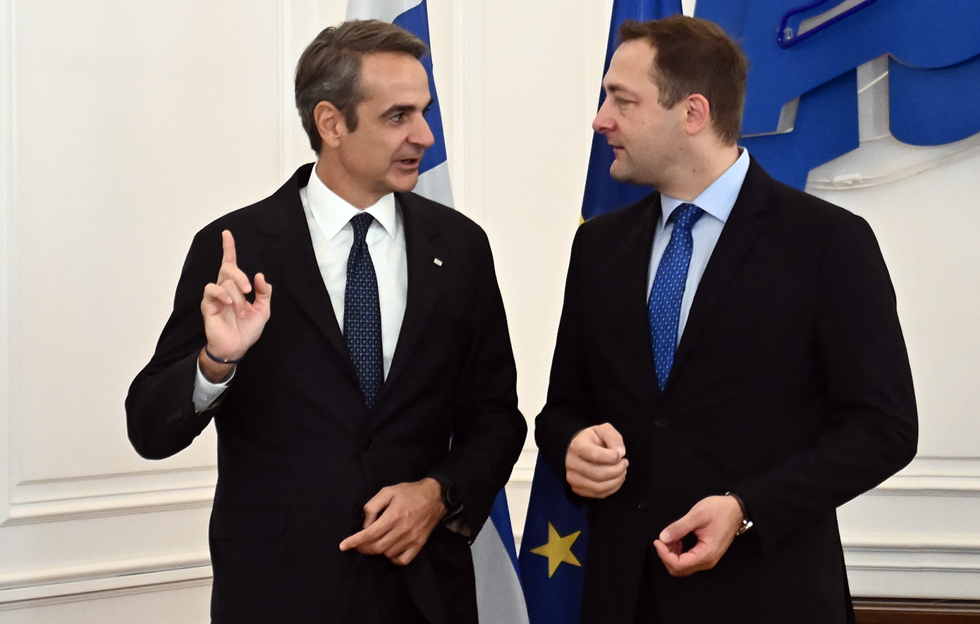 Συνάντηση Μητσοτάκη με τον Ευρωπαίο Επίτροπο Γεωργίας: Θα διασφαλίσουμε ότι οι Έλληνες αγρότες θα λάβουν τη στήριξη που τους αναλογεί