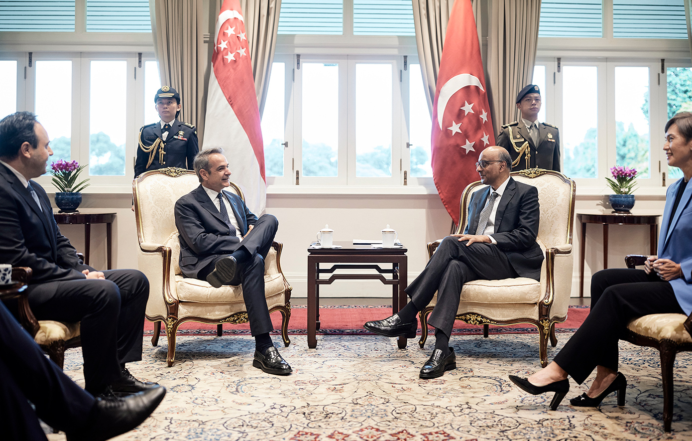 Με τον πρωθυπουργό και τον πρόεδρο της Δημοκρατίας της Σιγκαπούρης συναντήθηκε ο Μητσοτάκης &#8211; Στο επίκεντρο η ενίσχυση της διμερούς συνεργασίας