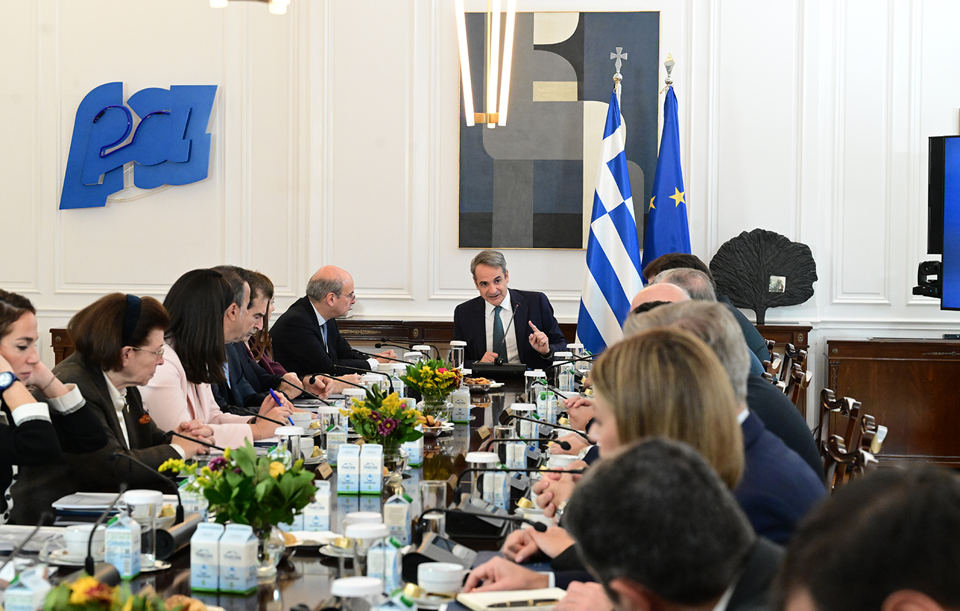 Η κυβερνητική αποδόμηση του ΠΑΣΟΚ και τα «καρφιά» για την επάνοδο του Αλέξη Τσίπρα μέσω … «Ιθάκης»