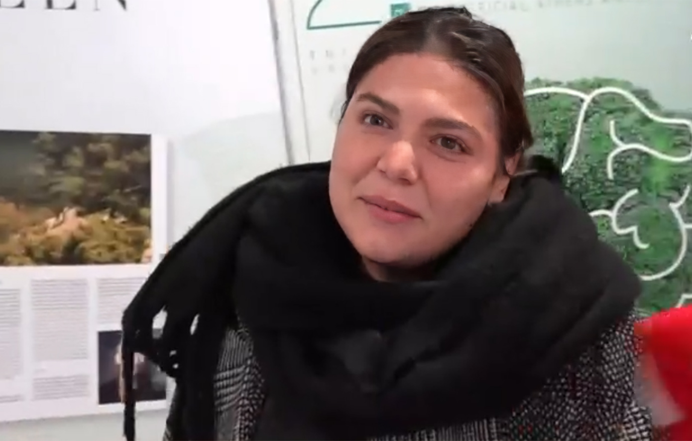 Δανάη Μπάρκα: Δείτε πώς αντέδρασε όταν τη ρώτησαν για το αν θα ανέβει τα σκαλιά της εκκλησίας