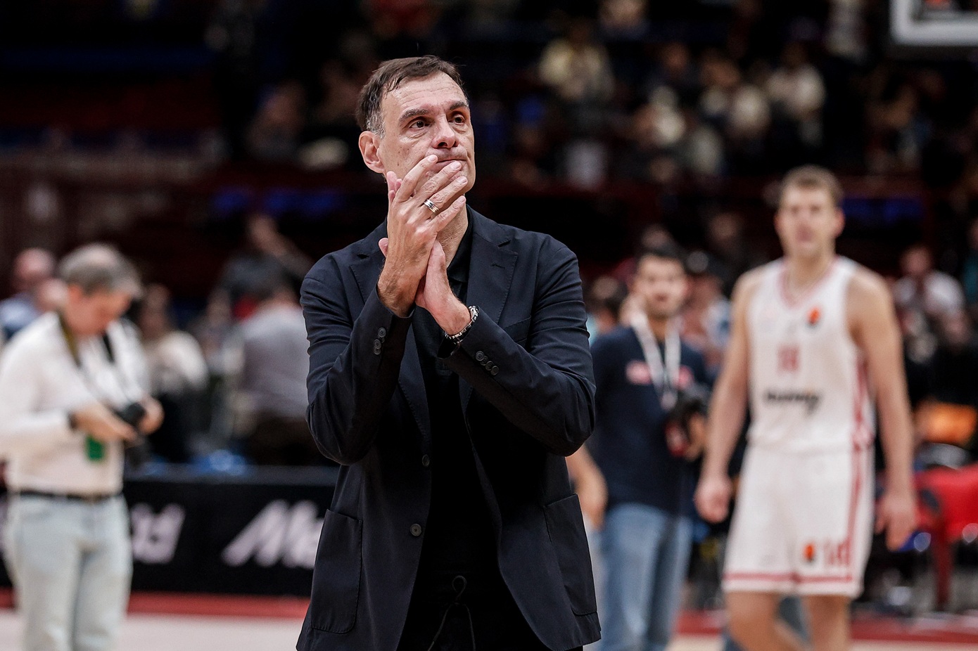 Μπαρτζώκας: «Έπρεπε να είμαστε καλύτεροι αμυντικά για να κερδίσουμε το παιχνίδι»