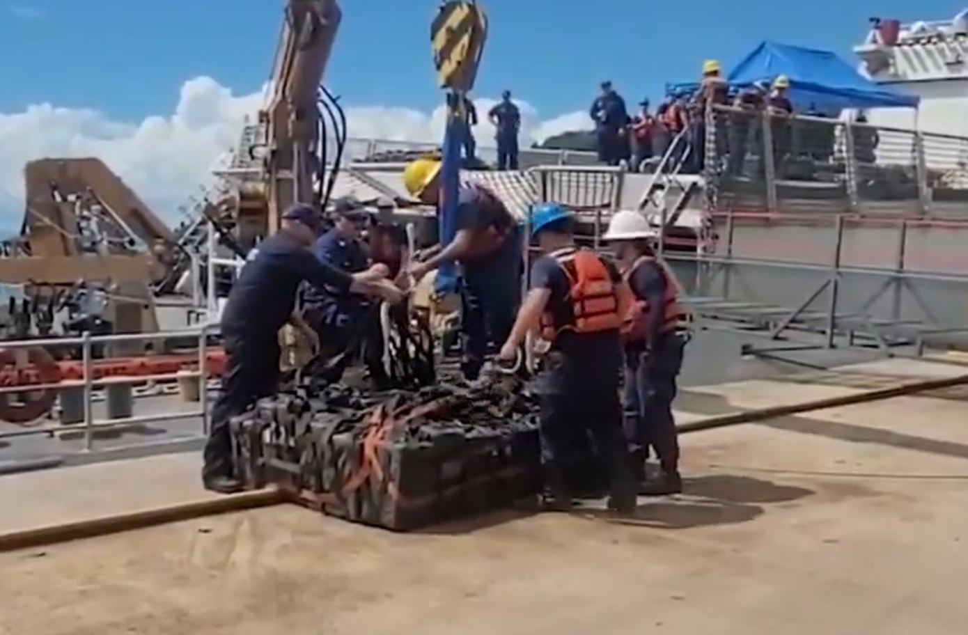 «Ιστορική» κατάσχεση τεσσάρων τόνων κοκαΐνης στον Ειρηνικό σε κοινή επιχείρηση της Κόστα Ρίκα και των ΗΠΑ