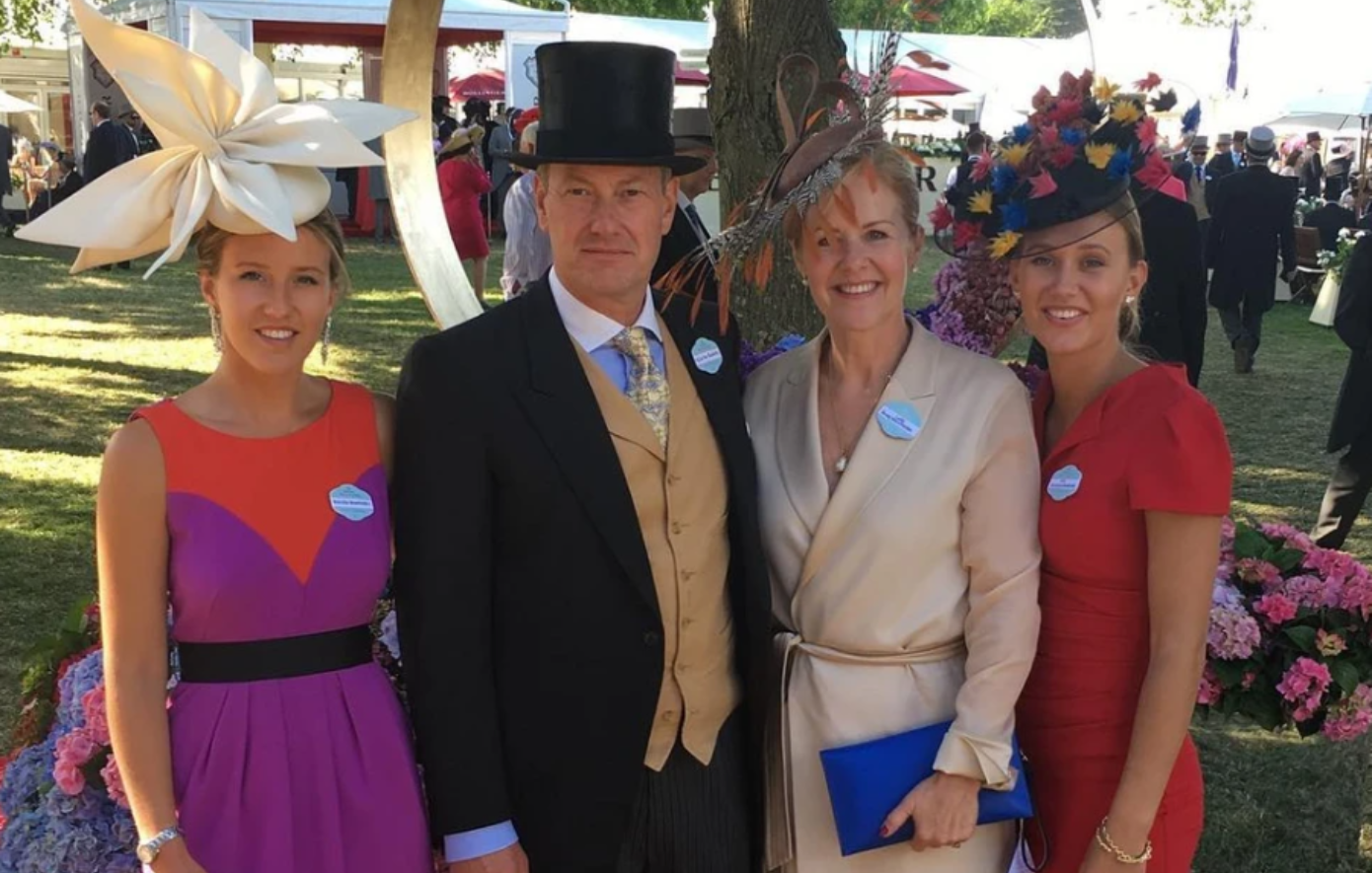 Ο Λόρδος – ξάδερφος της βασίλισσας Ελισάβετ που άφησε την οικογένειά του και παντρεύτηκε άντρα