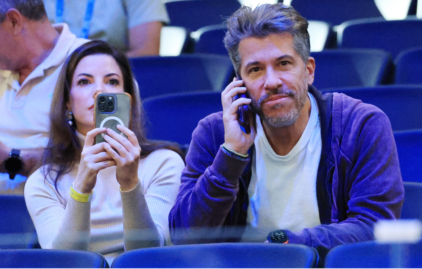 Αντελίνα και Χάρης Βαρθακούρης στο ΟΑΚΑ: Σπάνια κοινή εμφάνιση για το ζευγάρι