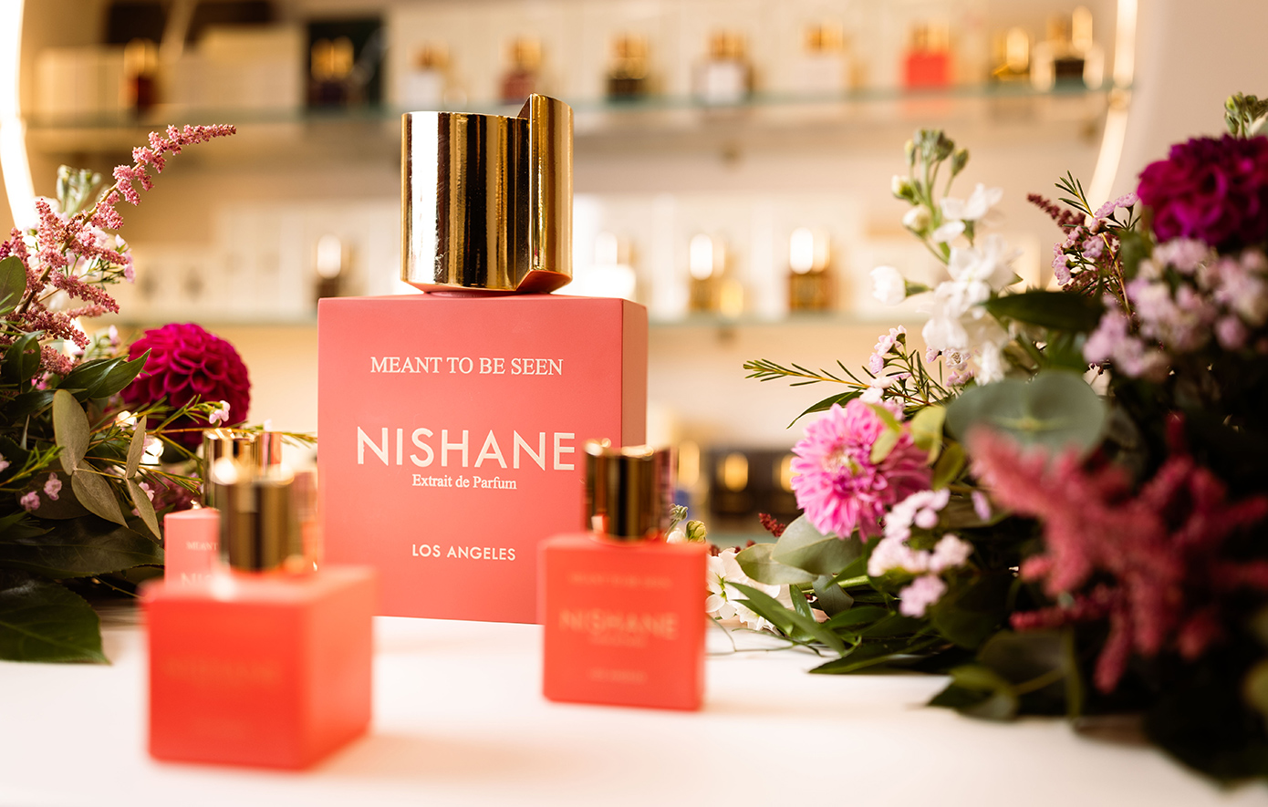 Ένα disco event για το λανσάρισμα του νέου αρώματος “Meant to Be Seen”