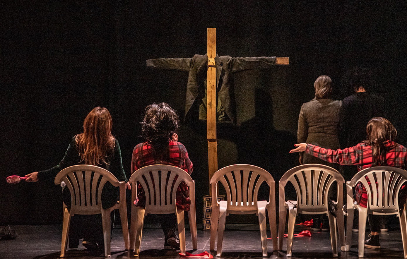 Χαρά Τσιτομενέα: «Μάθαμε να ντρεπόμαστε, να έχουμε την ανάγκη να ταιριάζουμε και η λέξη ελευθερία, φαντάζει τρομακτική»