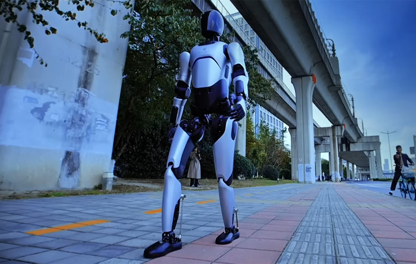 Ένα κινεζικό ανθρωπόμορφο ρομπότ μπήκε στο βιβλίο Γκίνες των ρεκόρ επειδή περπάτησε αδιάκοπα επί 3 ημέρες