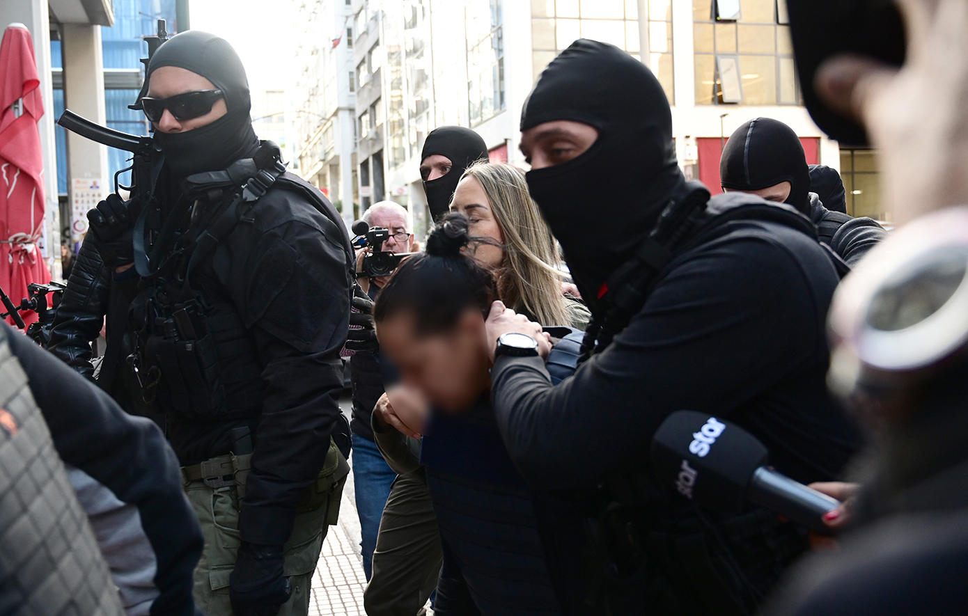 Ο διάλογος πεθεράς και νύφης λίγο πριν ξεψυχήσει η 75χρονη στη Σαλαμίνα &#8211; «Μάνα, εσύ δεν έχεις;»