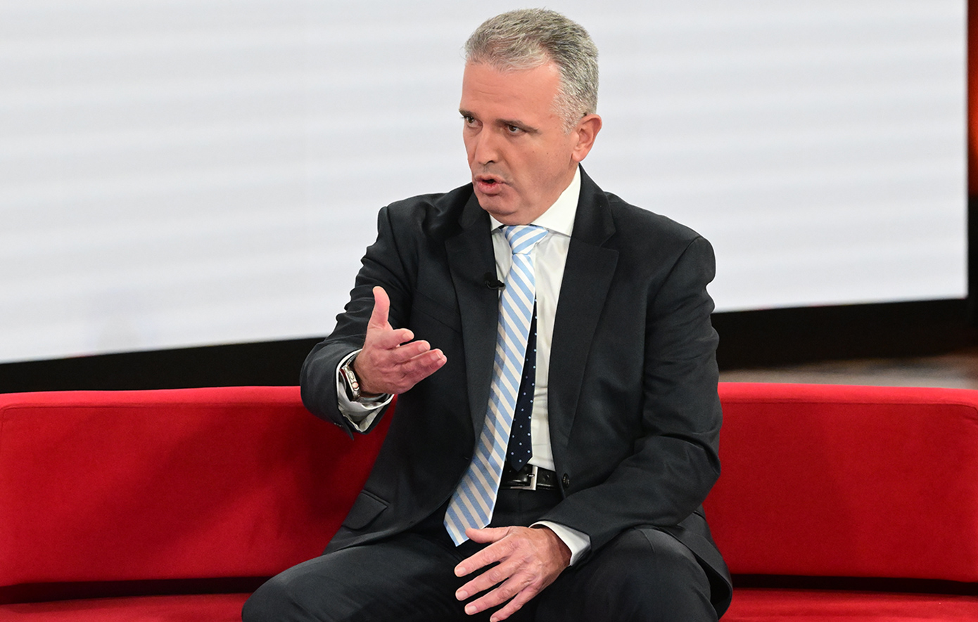 Ο Γρηγόρης Σκλήκας μία μέρα πριν παραιτηθεί, ασφαλίστηκε με 461.000 ευρώ για τυχόν ζημιές στα ΕΛΤΑ