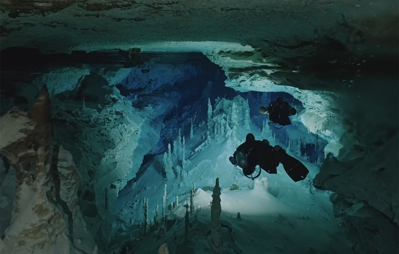 Μέσα στο μεγαλύτερο υποβρύχιο σπήλαιο του κόσμου &#8211; Μεγαλοπρεπείς θάλαμοι και δαιδαλώδεις υποθαλάσσιες στοές