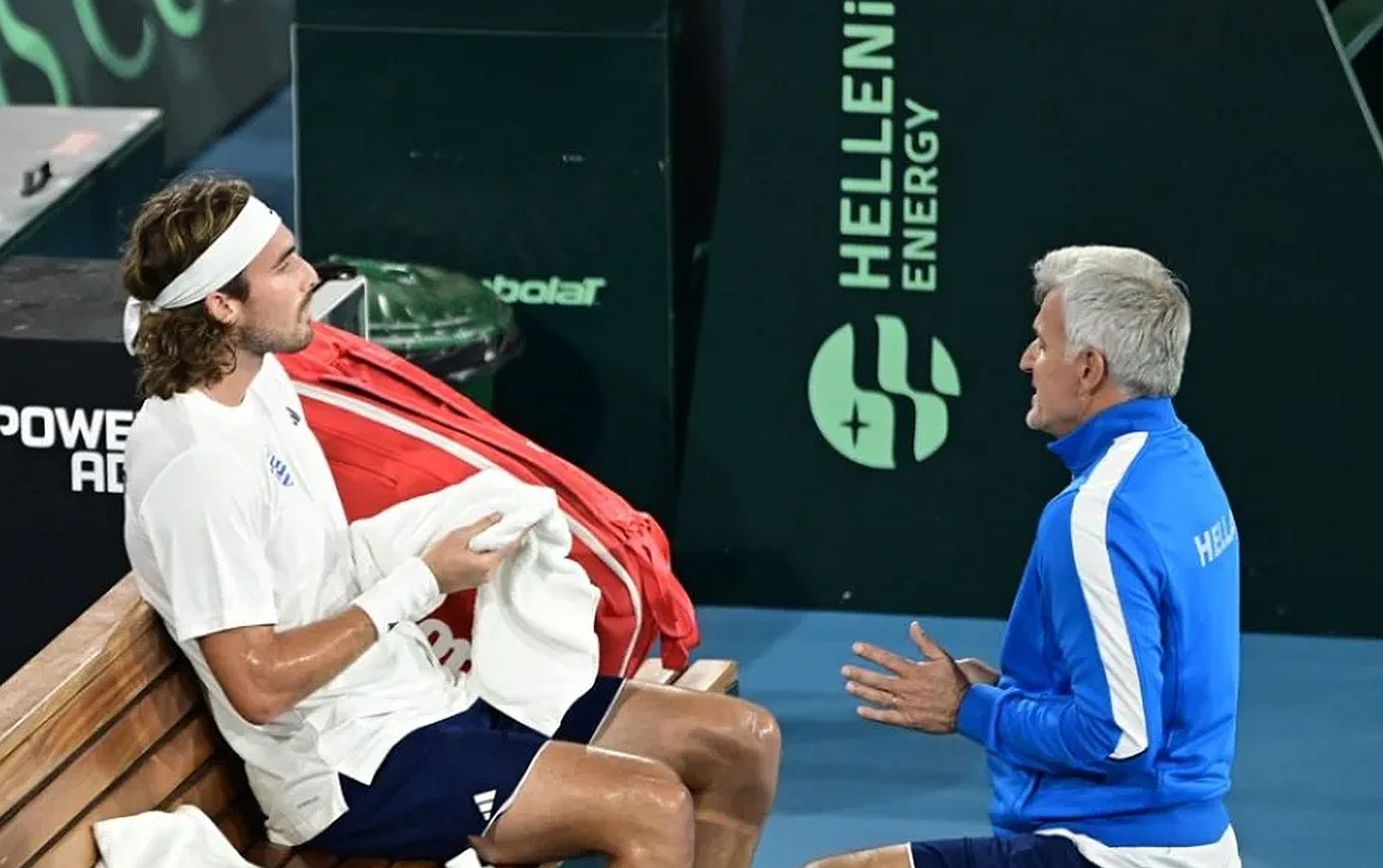 Ο πατέρας του Στέφανου Τσιτσιπά υποστήριξε ότι εκείνος οδηγούσε με 213 χλμ. την Lotus αλλά η Τροχαία δεν το δέχτηκε &#8211; Τι συνέβη