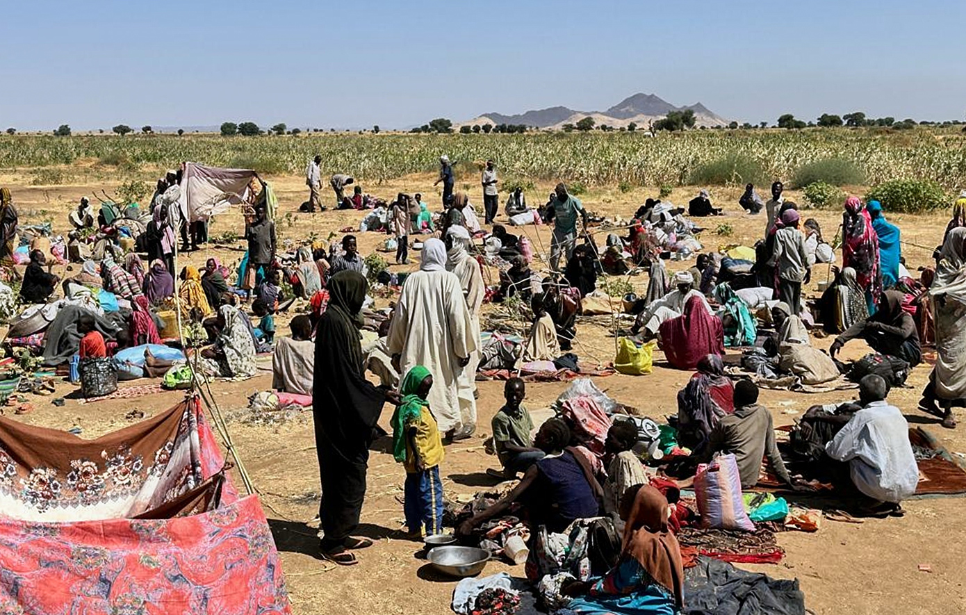 Σουδάν: Υποσιτισμένοι οι άνθρωποι που φεύγουν από το αλ Φασίρ &#8211; Τρώνε ζωοτροφές και πίνουν νερό της βροχής