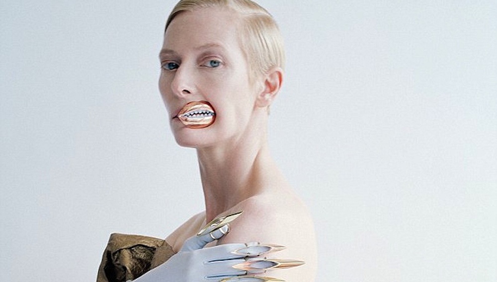 Τίλντα Σουίντον: Ιέρεια της avant-garde, αντισυμβατική και με «κόκκινες ιδέες» η κινηματογραφική περσόνα