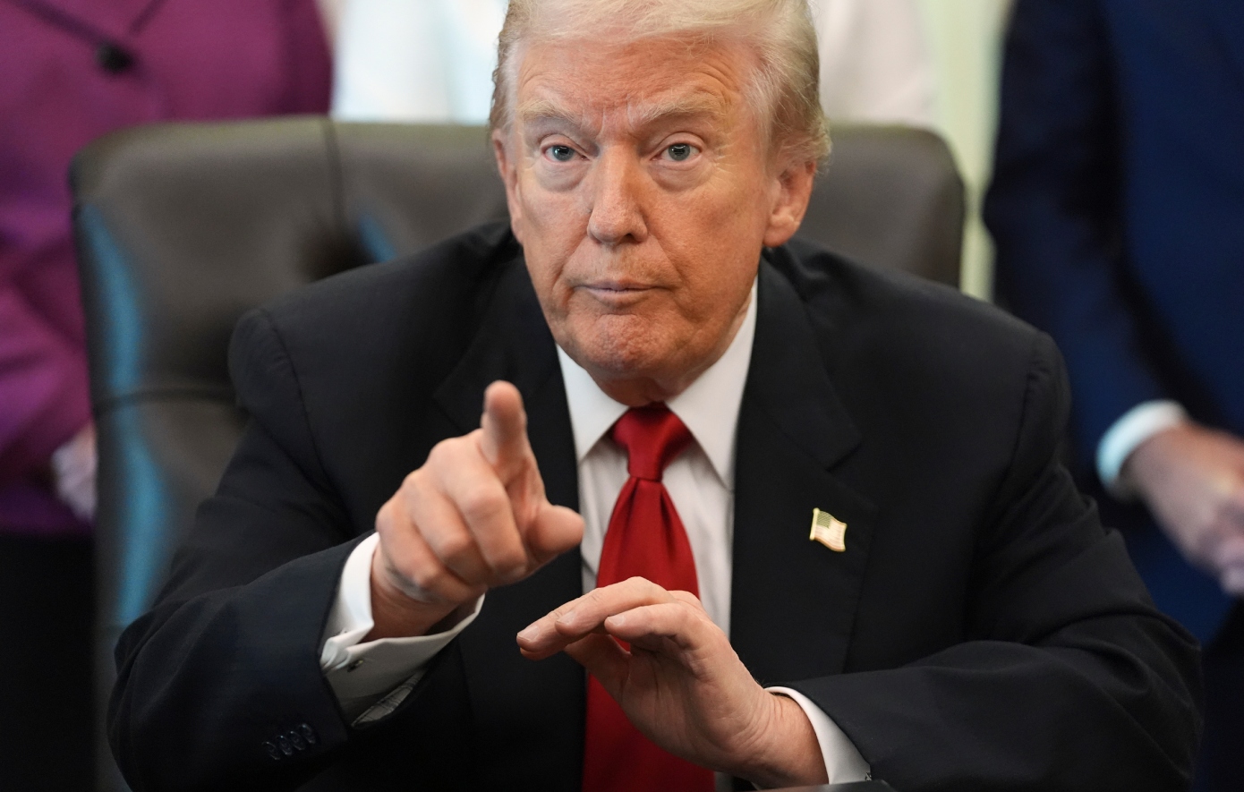 Ο Τραμπ απαντά με τελεσίγραφο στη συγγνώμη του BBC: «Να αποσυρθεί το ντοκιμαντέρ ως τις 17 Νοεμβρίου, αλλιώς αγωγή 1 δισ. δολαρίων»