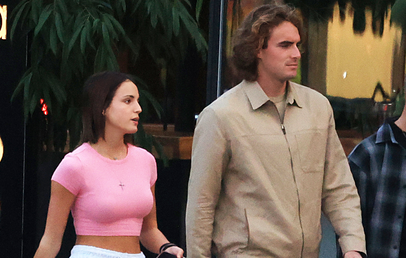 Στέφανος Τσιτσιπάς: Σπάνια εμφάνιση  με την αδελφή του, Ελισάβετ, στη Γλυφάδα &#8211; Δείτε τις φωτογραφίες