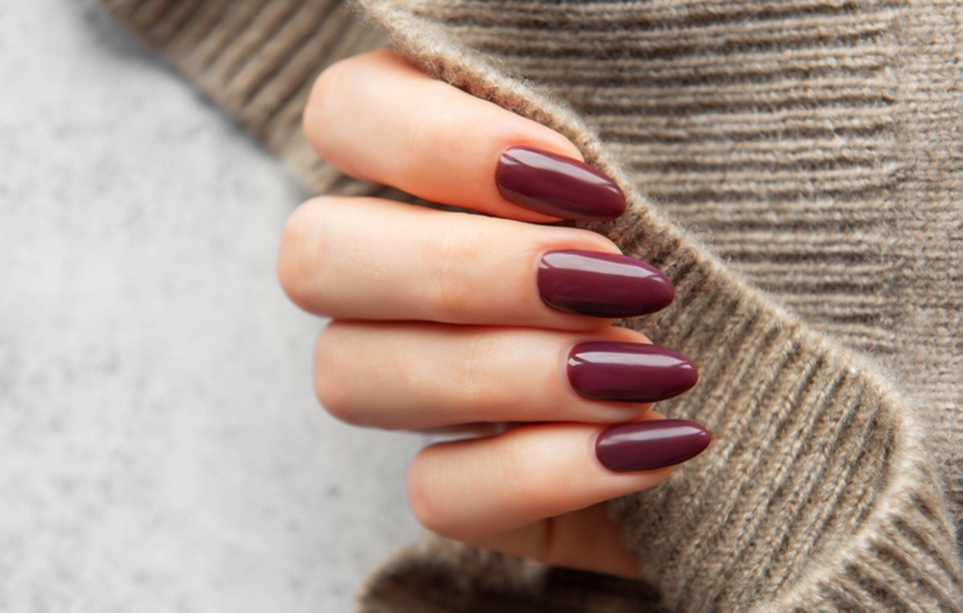 Βερνίκια και ημιμόνιμο μανικιούρ: Οι επιπτώσεις στα νύχια και στο δέρμα