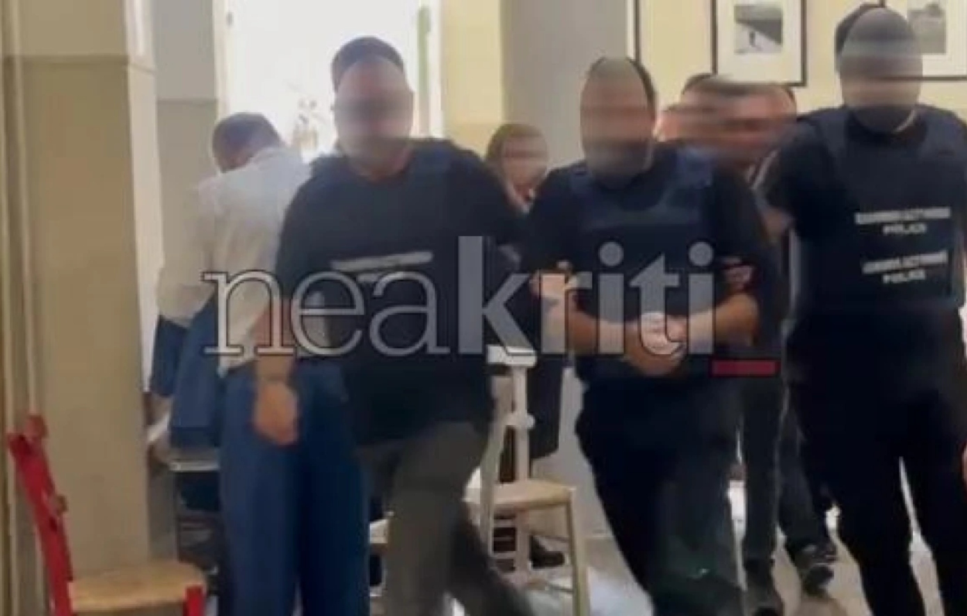 Στα δικαστήρια για την απολογία τους δύο μέλη της οικογένειας Καργάκη από το βίντεο με τα καλάσνικοφ