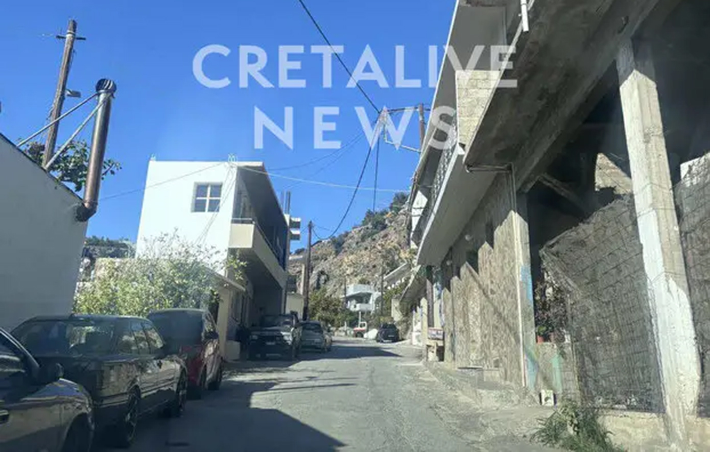 Άδειασαν οι γειτονιές και οι δρόμοι στα Βορίζια, αστυνομικοί σε κάθε γωνιά &#8211; Ασφυκτικό το κλίμα λίγο πριν από την κηδεία του 39χρονου