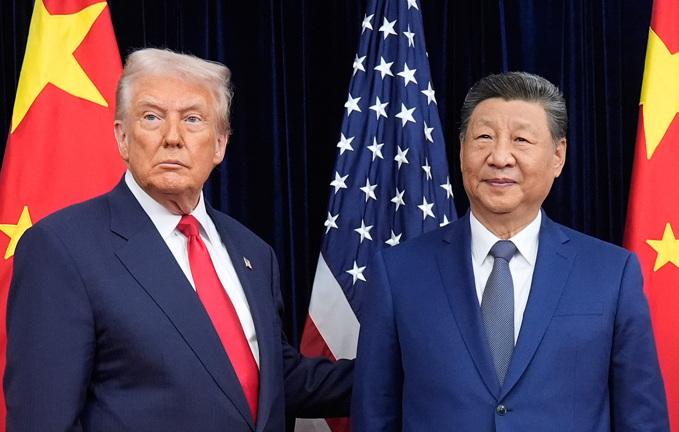 Τηλεφωνική συνδιάλεξη Σι με Τραμπ: «Διατηρούν τη δυναμική στις σχέσεις τους»