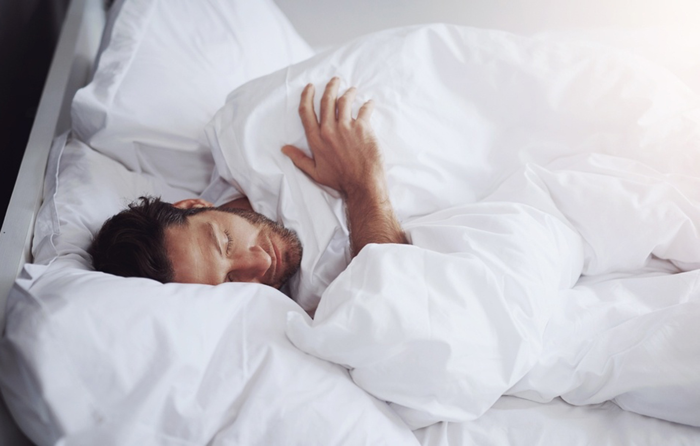 Πώς «καθαρίζεται» ο εγκέφαλος και ενισχύεται η μνήμη στον βαθύ ύπνο