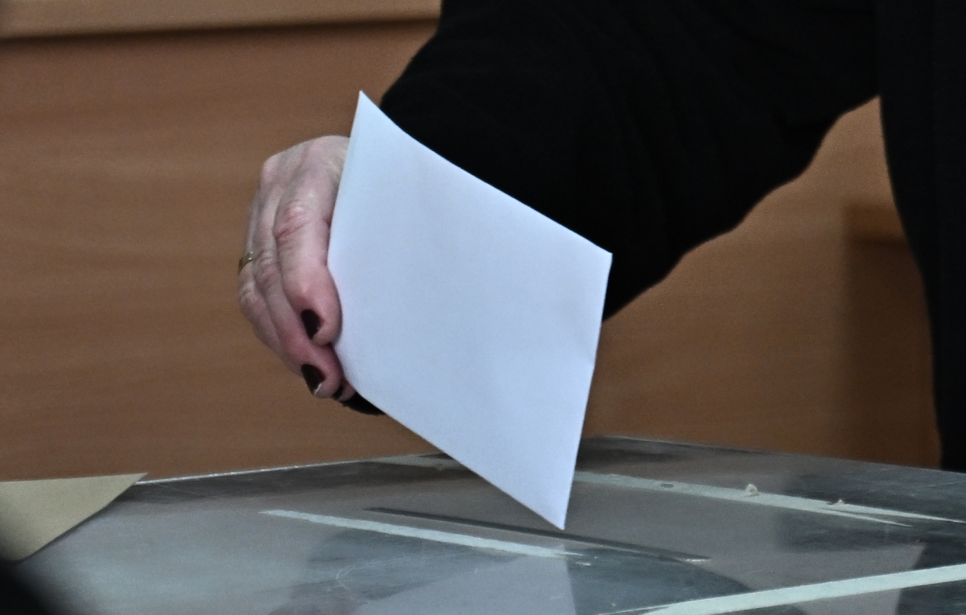 Δημοσκόπηση Alco: Στις 12 μονάδες η διαφορά ΝΔ-ΠΑΣΟΚ &#8211; Τι περιμένουν οι πολίτες το 2026 απο την κυβέρνηση