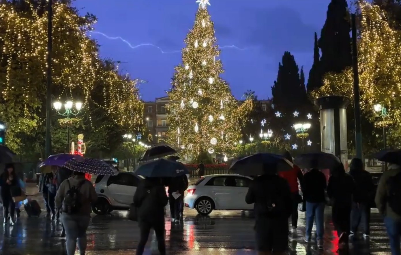 Ο Θεόδωρος Κολυδάς προειδοποιεί για δύσκολη νύχτα: «Προς τα μεσάνυχτα και μετά το μέγιστο των βροχοπτώσεων»