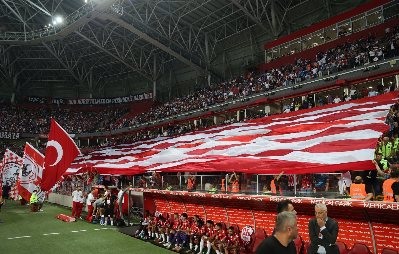 «Θα γαμ… την ΑΕΚ» &#8211; Τούρκος κωμικός προκαλεί σε βίντεο της Σάμσουνσπορ