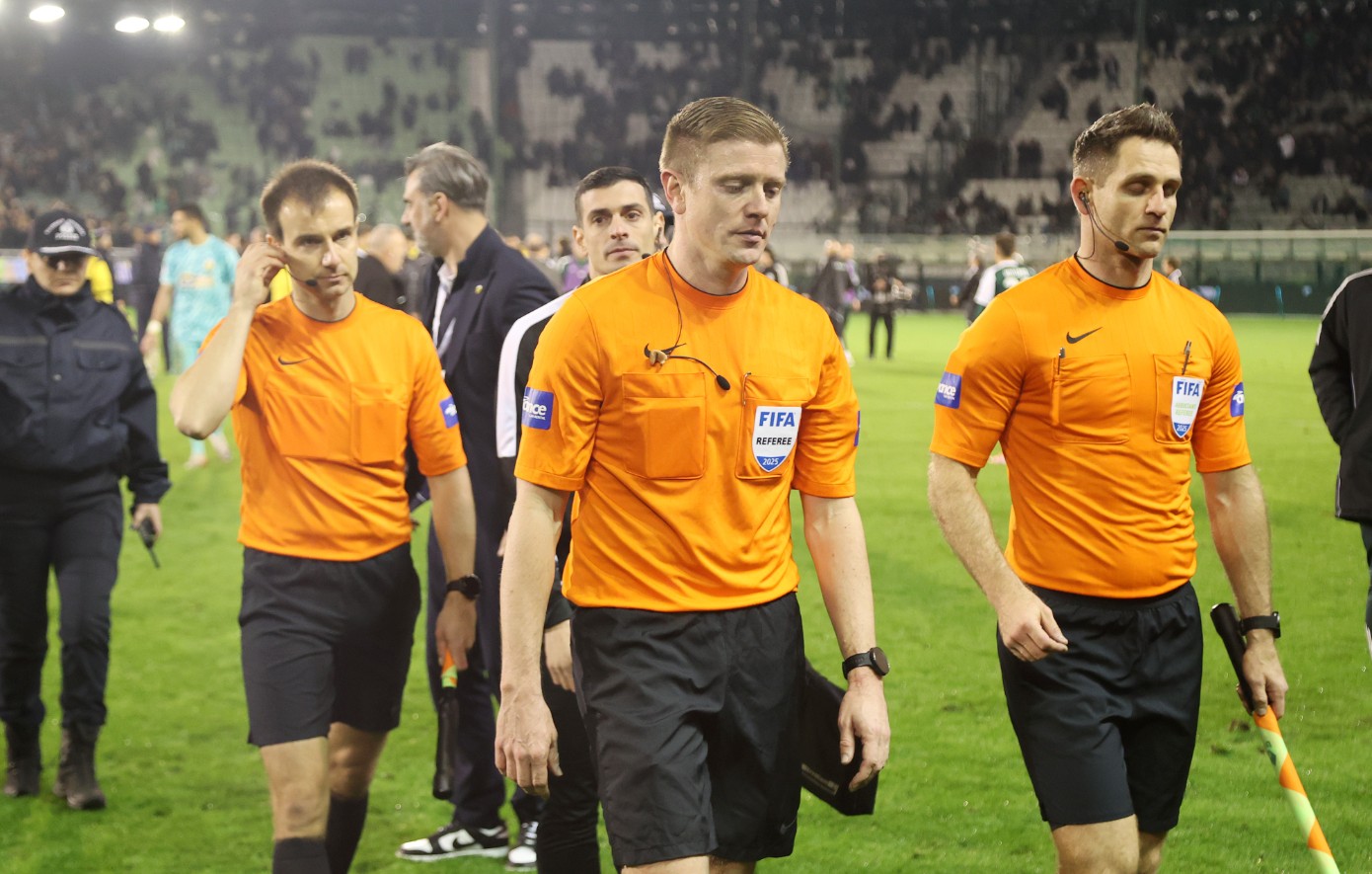 Νίκολιτς: Ντροπή για το ελληνικό ποδόσφαιρο ο διαιτητής του ντέρμπι με τον Παναθηναϊκό