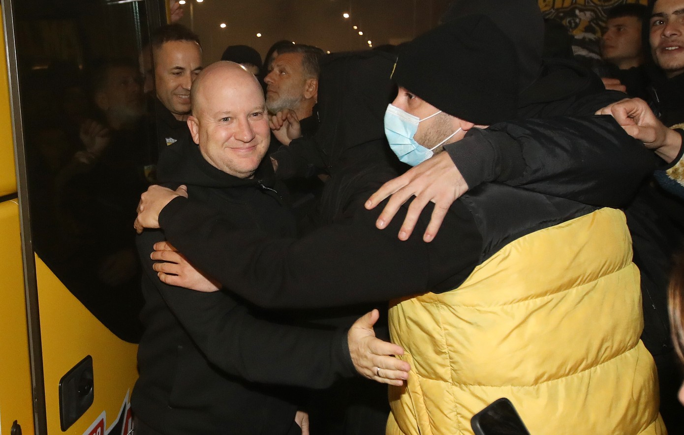 ΑΕΚ: Αποθεωτική υποδοχή της αποστολής στο Αγρίνιο