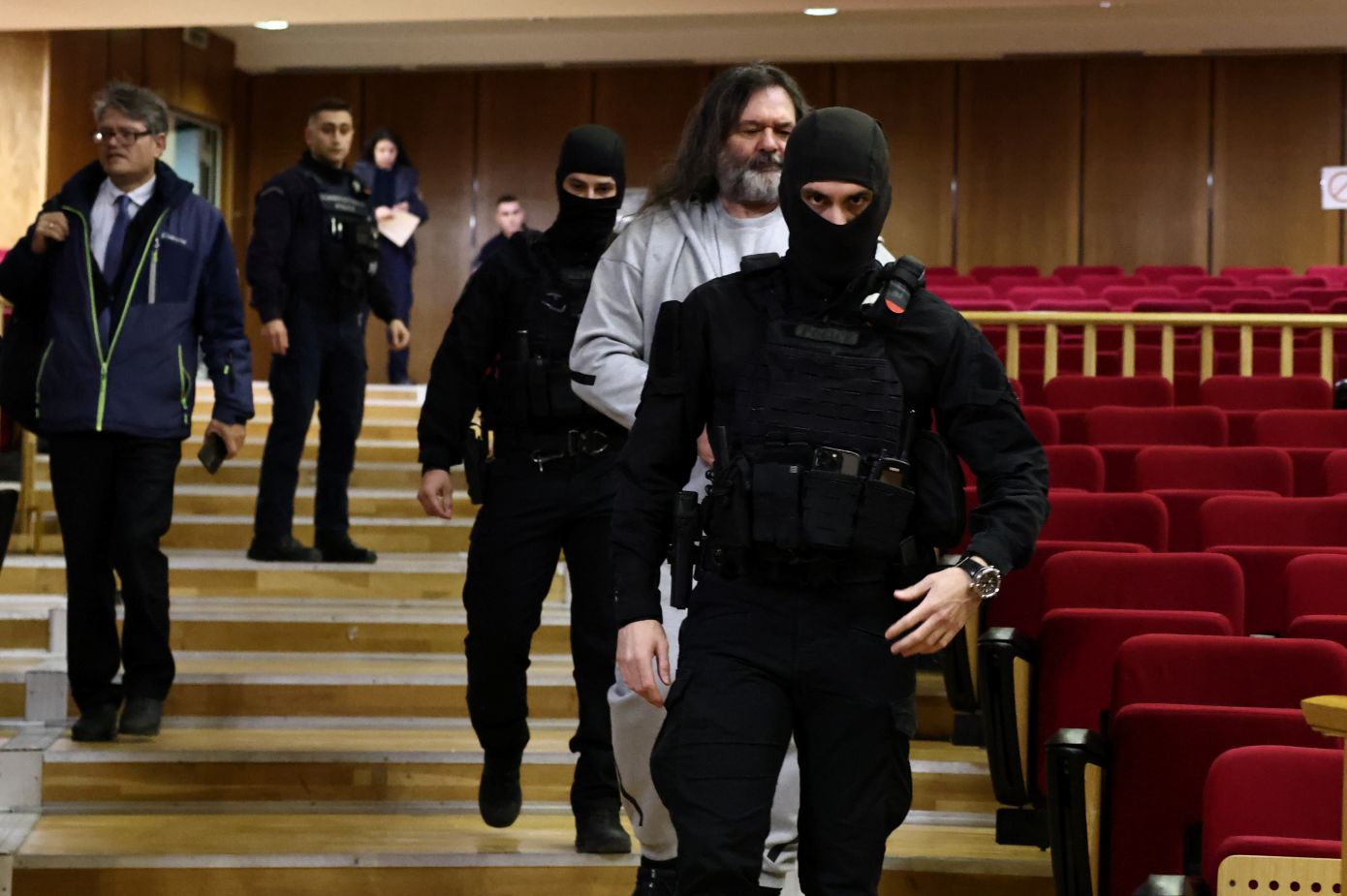 Δίκη Χρυσής Αυγής: «Μοναδικό κριτήριο για τις επιθέσεις ήταν το φυλετικό μίσος και το ρατσιστικό ιδεολογικό υπόβαθρο»