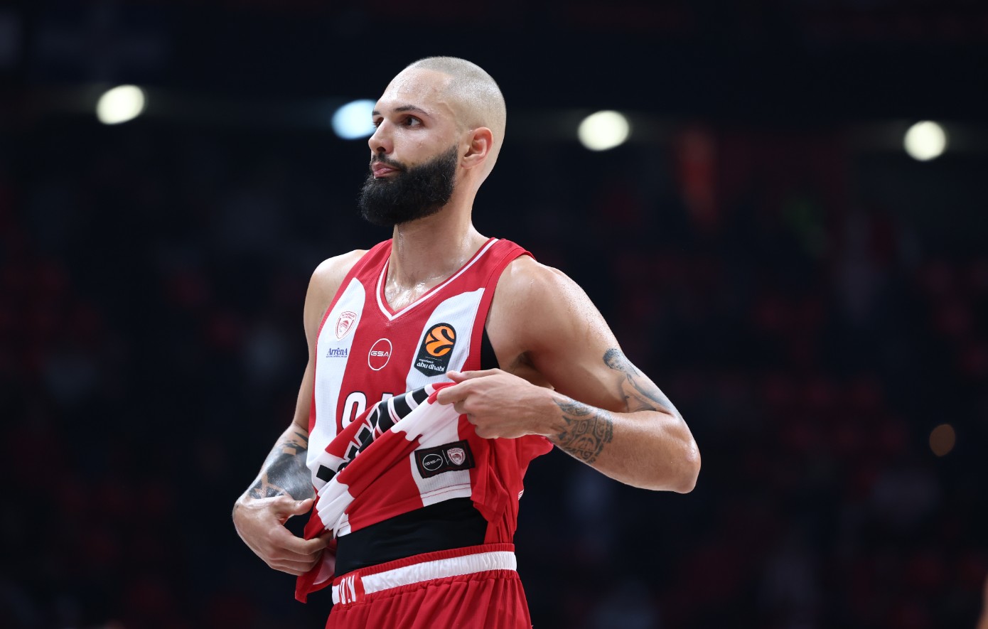 Ολυμπιακός: Αποδοκιμασίες στο ΣΕΦ μετά την ήττα από τη Βαλένθια