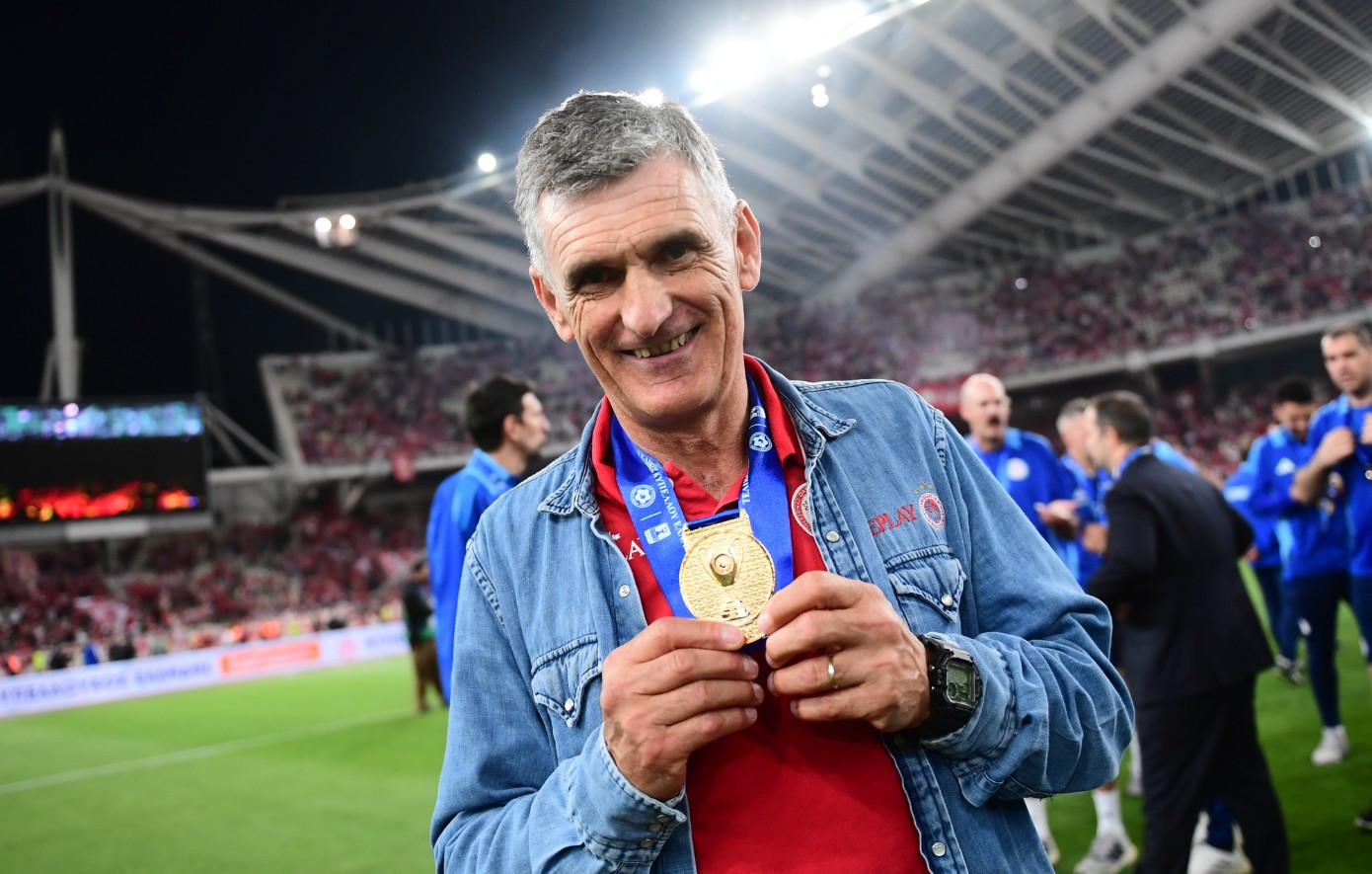 Ολυμπιακός:Τα συμβόλαια του Μεντιλίμπαρ, οι νέες «χρυσές» αποδοχές και οι αντιδράσεις των παικτών